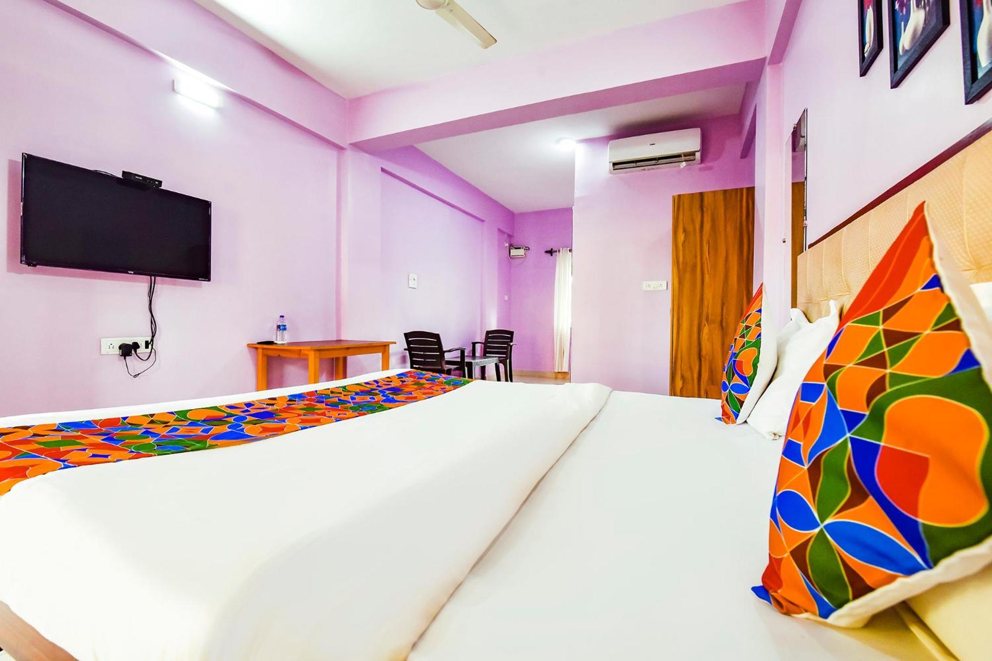 Fabexpress Morjim Paradise - Nr Morjim Beach Екстериор снимка